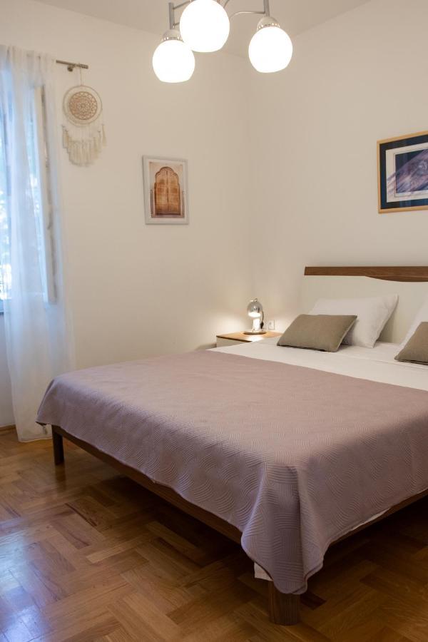 Masa Apartment